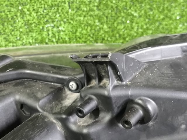 Фара ліва передня 260604HB0A NISSAN