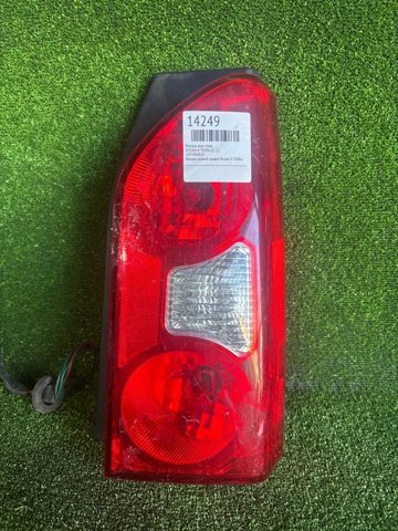 Задні ліхтарі 26550EA025 NISSAN