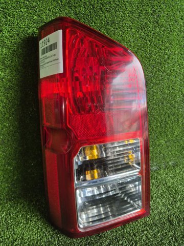 Ліхтар задній лівий 26555EA525 NISSAN