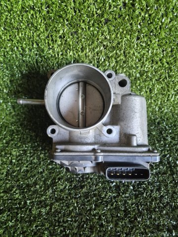 Дросільна заслінка в зборі 351002B310 HYUNDAI