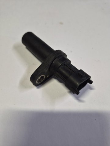 Датчик положення колінвала 393103C410 HYUNDAI