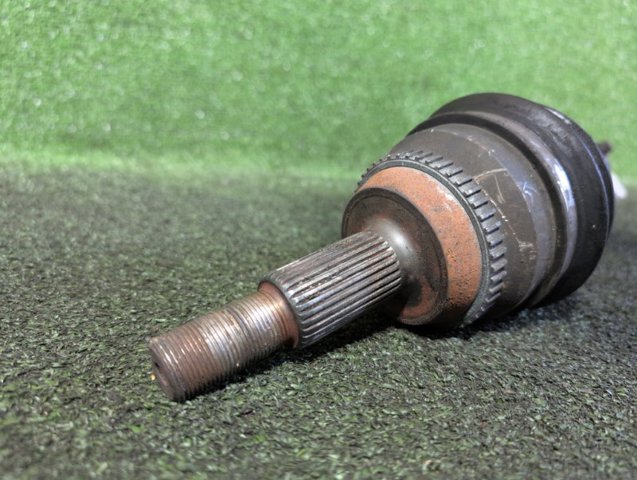 Привід передній правий 4341007070 TOYOTA