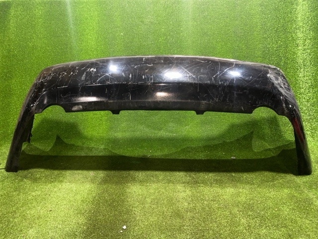Бампер задній 5215933190 TOYOTA