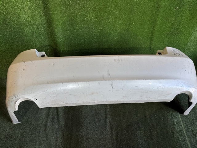 Бампер задній 5215933200 TOYOTA