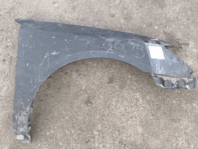 Переднє праве крило 5381133180 TOYOTA