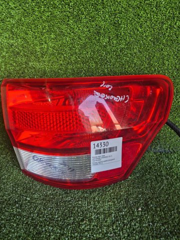 Фара задня права зовнішня 55079420AD CHRYSLER