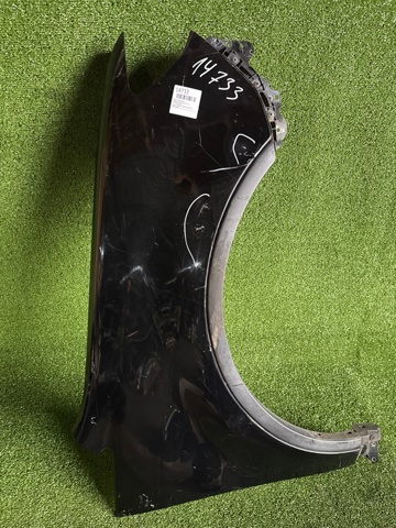 Переднє праве крило 57110XA02A9P SUBARU