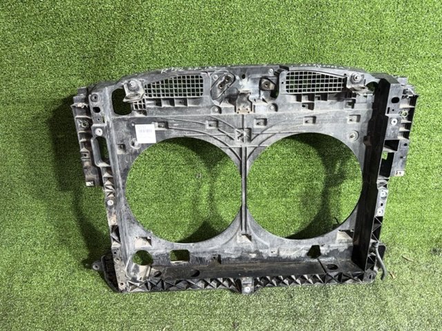 Кронштейн для радіатора 625003JA0B NISSAN