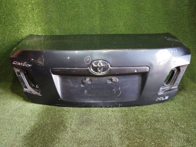 Кришка багажника кузова 6440133400 TOYOTA