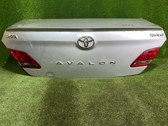 Кришка багажника кузова 64401AC050 TOYOTA