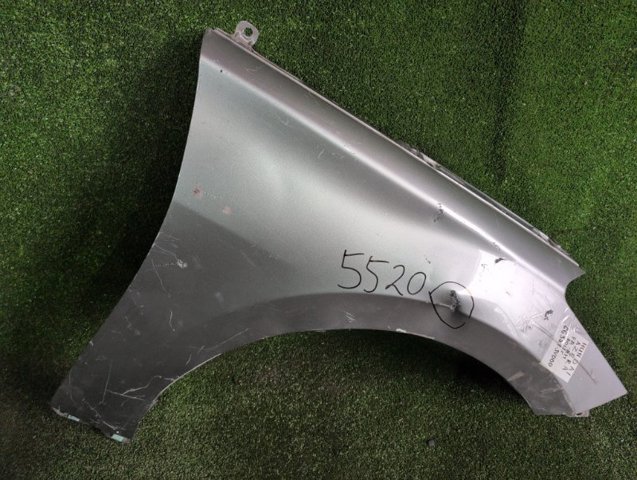 Переднє праве крило 663213V000 HYUNDAI