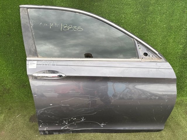 Пасажирські передні двері 67010T2AA90ZZ HONDA