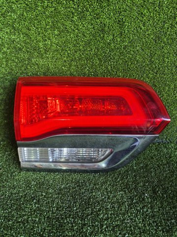 Задня ліва внутрішня фара 68110047AB CHRYSLER