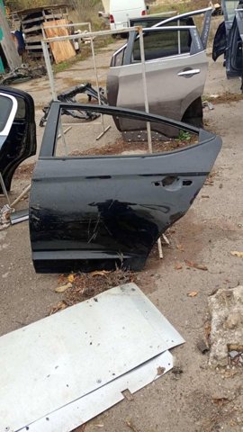Двері пасажирськи задні ліві 77003F2000 HYUNDAI
