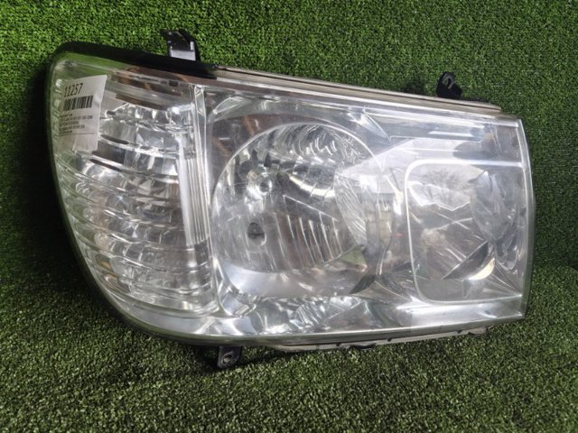 Фара комбінована, передня 8101960060 TOYOTA