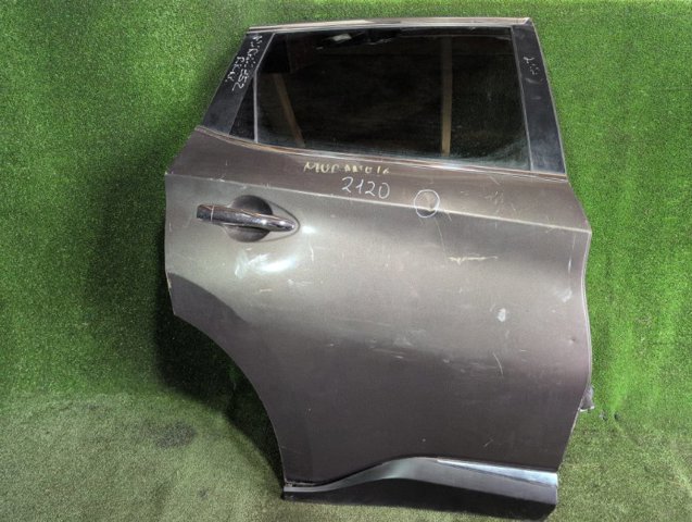 Двері задні, праві 821005AA0A NISSAN