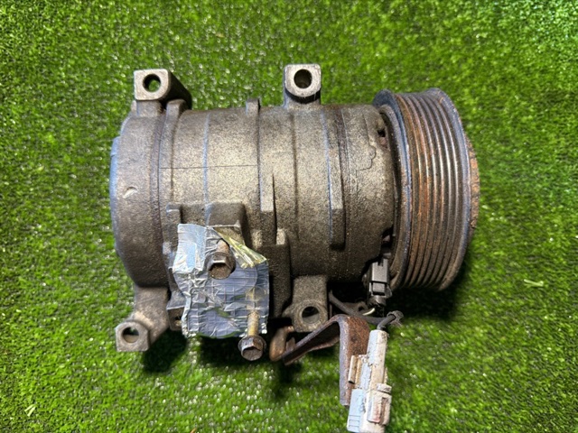 Компресор системи кондиціювання 8832021100 TOYOTA