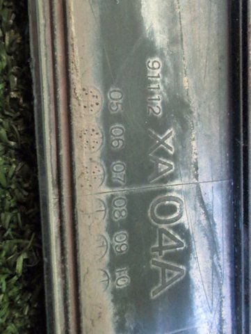 Молдинг передньої правої двері 91112XA04A SUBARU
