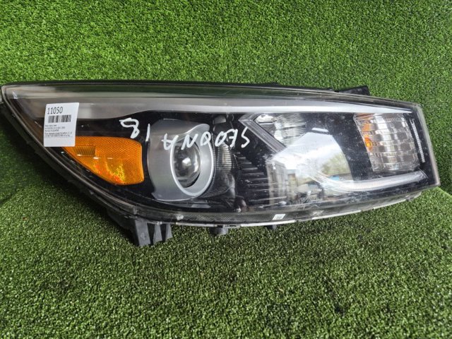 Права блок фара 92102A9040 HYUNDAI