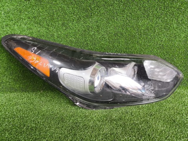 Фара комбінована, передня 92102D9140 HYUNDAI