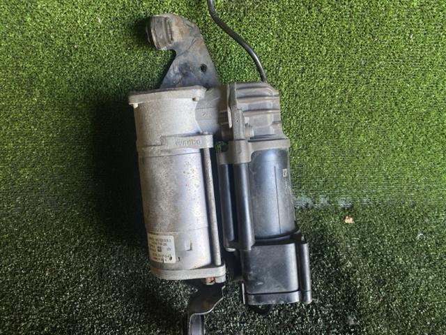 Компресор підкачки амортизаторів A0993200004 MERCEDES