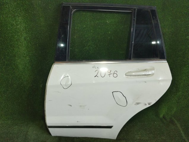 Двері задні A2047301300 MERCEDES