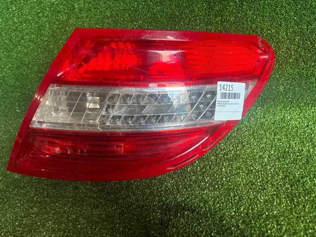 Задній правий стоп A2049068802 MERCEDES