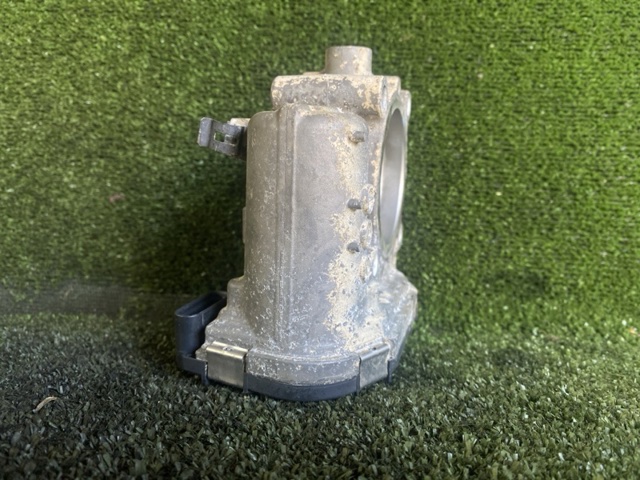 Дросільна заслінка в зборі A2701410025 MERCEDES