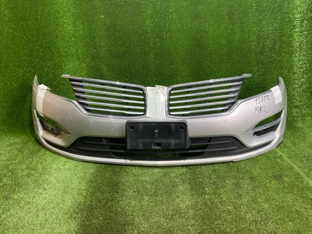 Решітка радіатора права EJ7Z8201AA FORD