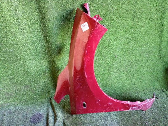 Переднє праве крило F31003NAMA NISSAN