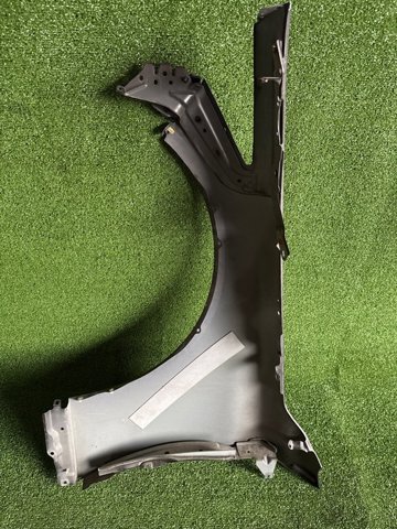 Переднє праве крило F31004HKMA NISSAN