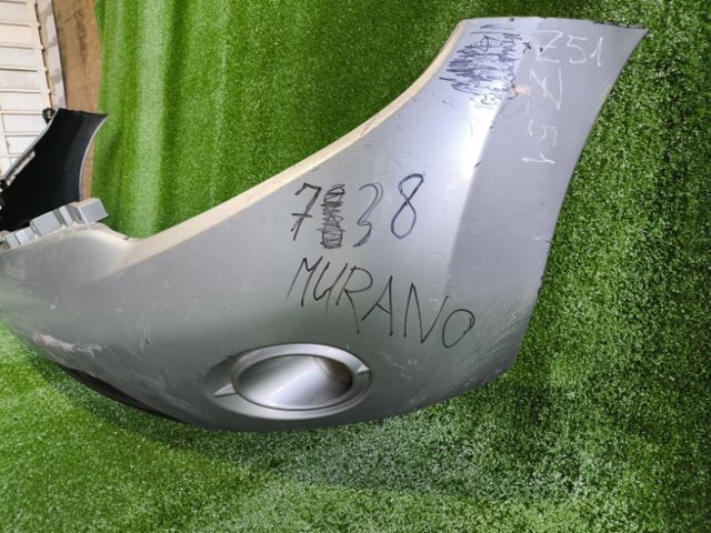 Бампер на авто Nissan Murano