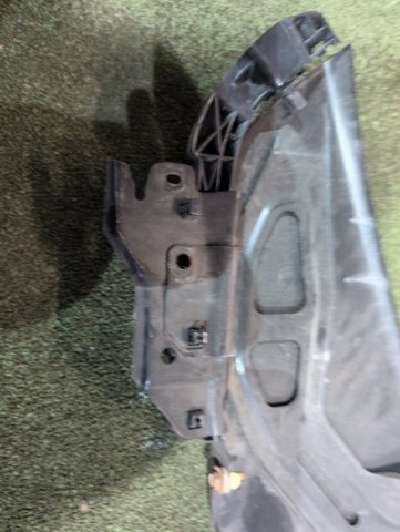 Переднє праве крило FCA003JAMB NISSAN