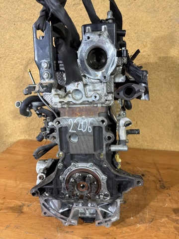 Двигун у зборі R2AA02300F MAZDA