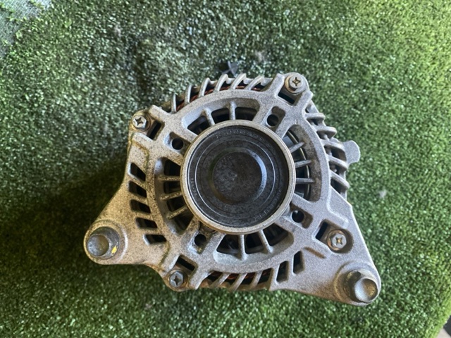 Генератор автомобільний SH0118300 MAZDA