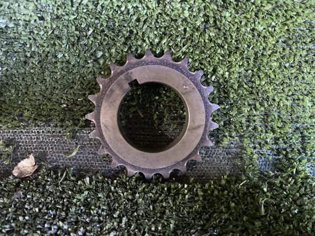 Шестерня приводу колонвала двигуна SH0211316 MAZDA
