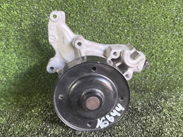 Насос охолодження SH1815100 MAZDA