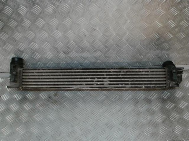 Охолоджувач наддувочного повітря 144961285R RENAULT