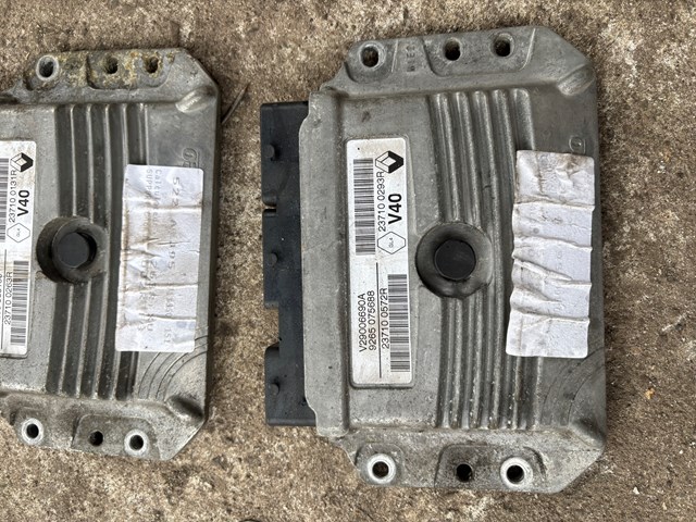 Блок двигуна 237100293R RENAULT