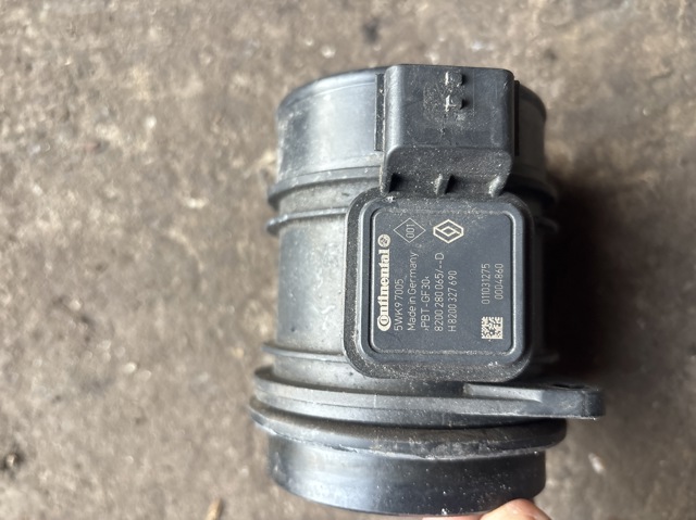 Датчик масової витрати повітря 8200280065 RENAULT