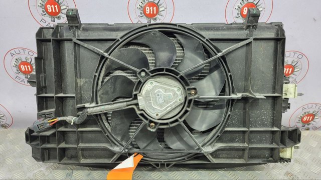Дифузор радіатора охолодження, в зборі з мотором і крильчаткою 107708400E TESLA