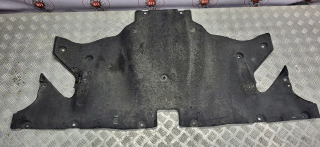 Захист днища, середня частина 110431300B Tesla Model