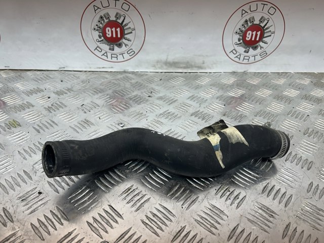 Шланг/патрубок радіатора охолодження, верхній 215011NA0A NISSAN