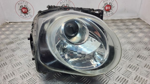 Фара передня права 260103YM2A NISSAN