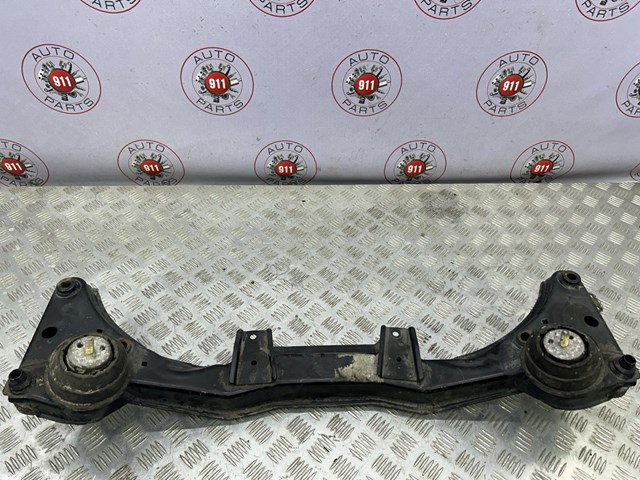 Балка передньої підвіски, підрамник 31111096902 BMW