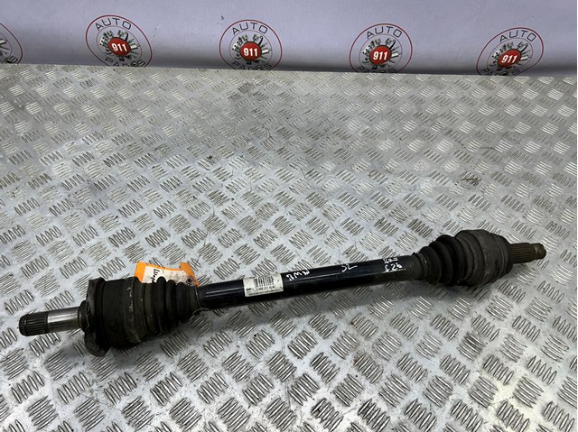 Піввісь задня, ліва 33207598031 BMW