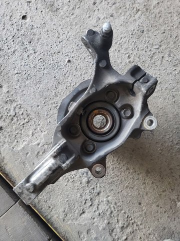 Вісь передня і поворотні кулаки 40014JP00A NISSAN
