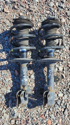 Стійка передня права 4060A604 MITSUBISHI