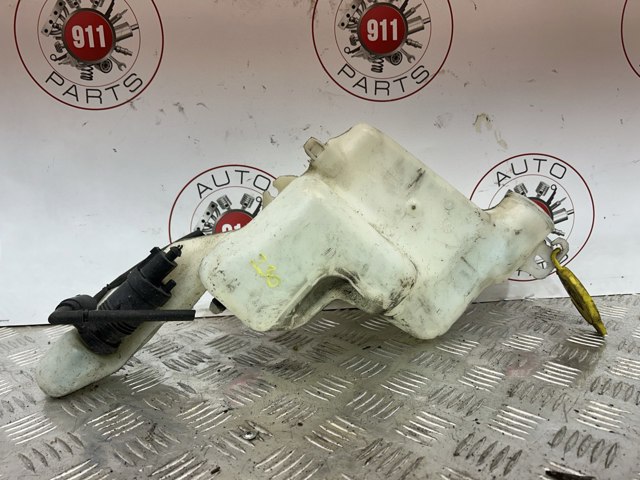 Бачок омивача лобового скла Dodge Caliber SXT