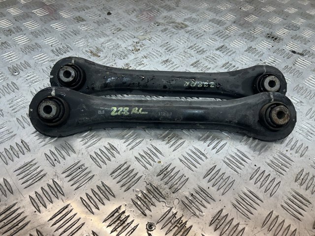 Тяга поздовжня задньої підвіски 52370TBAA00 HONDA